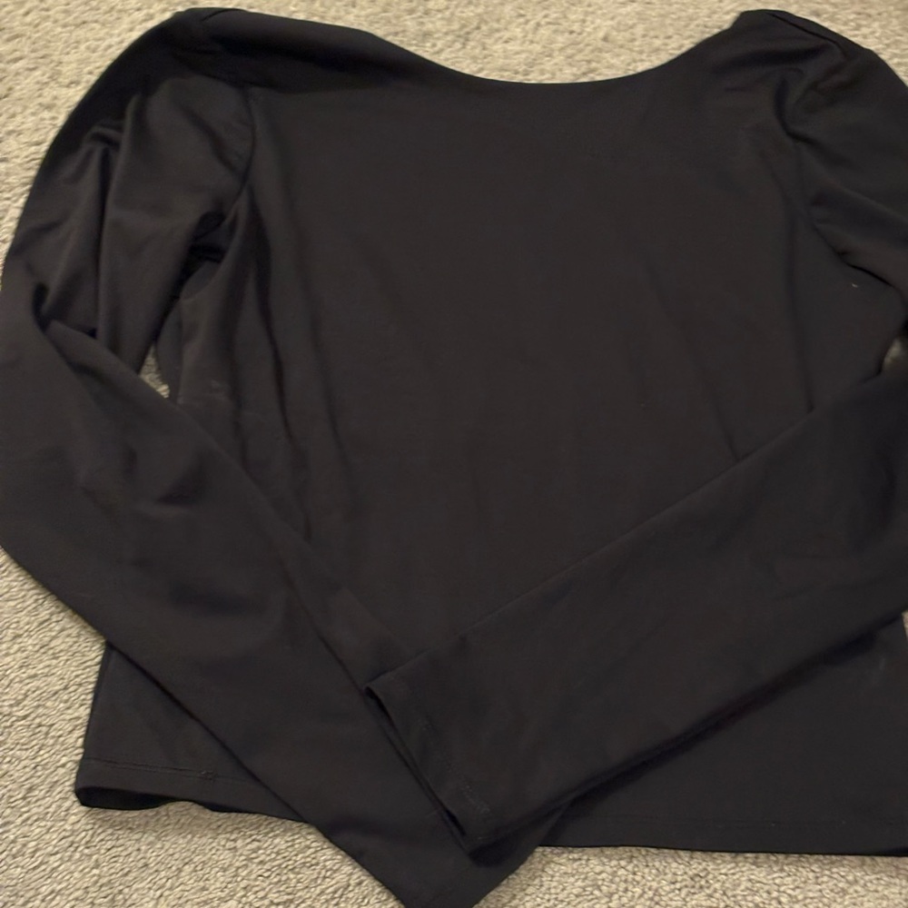 Médium nwot Cotton On Classic Black Long Sleeve Top